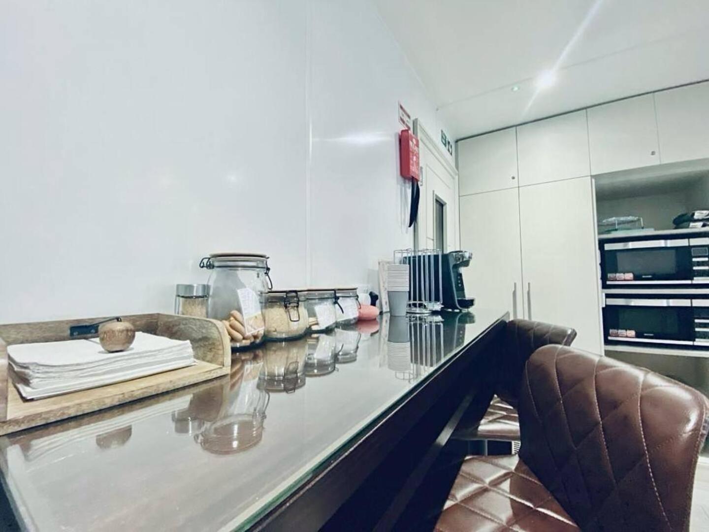 Apt 09 Stylish Studio Steps From Sea & Promenade برايتون المظهر الخارجي الصورة