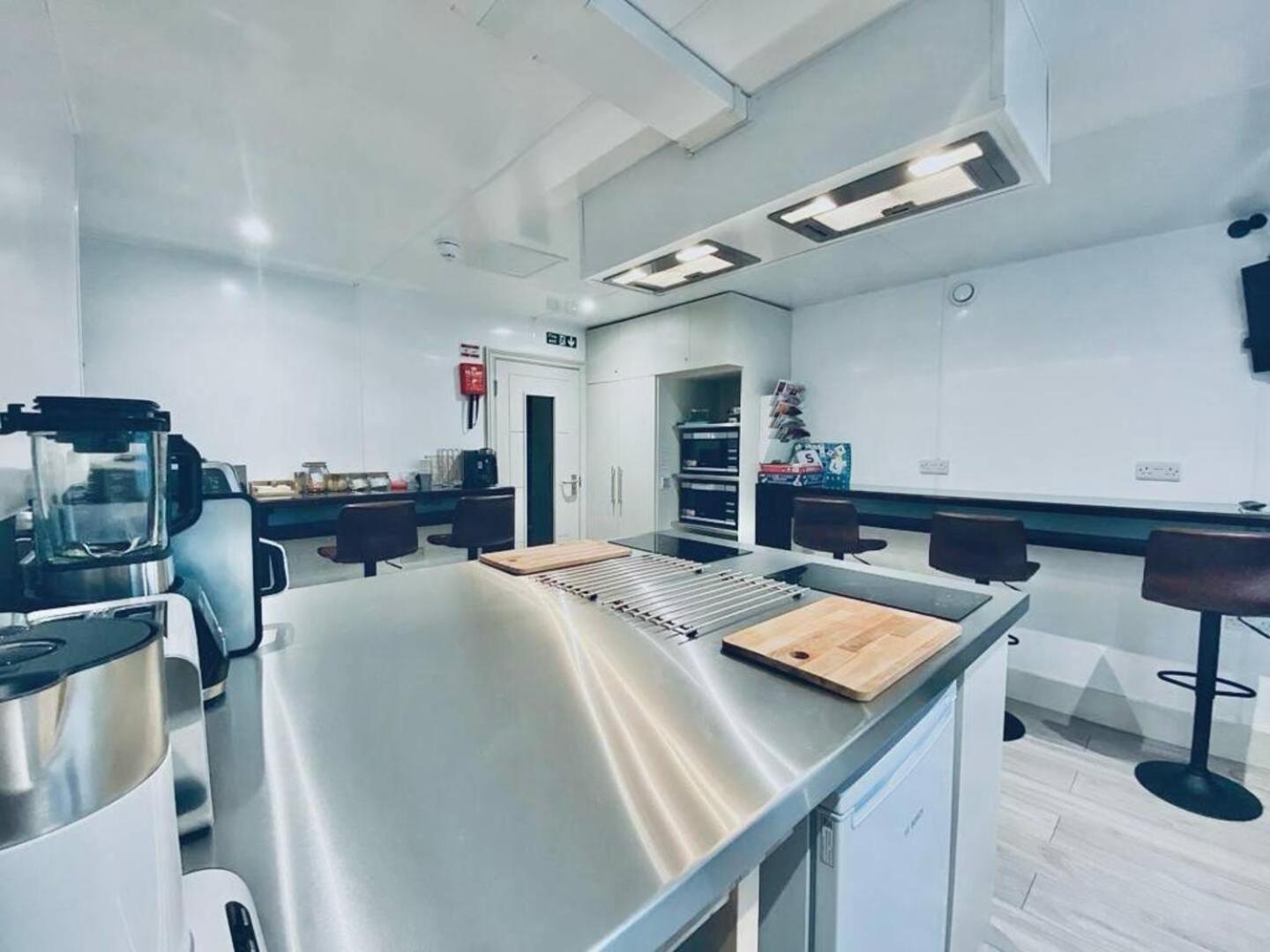 Apt 09 Stylish Studio Steps From Sea & Promenade برايتون المظهر الخارجي الصورة