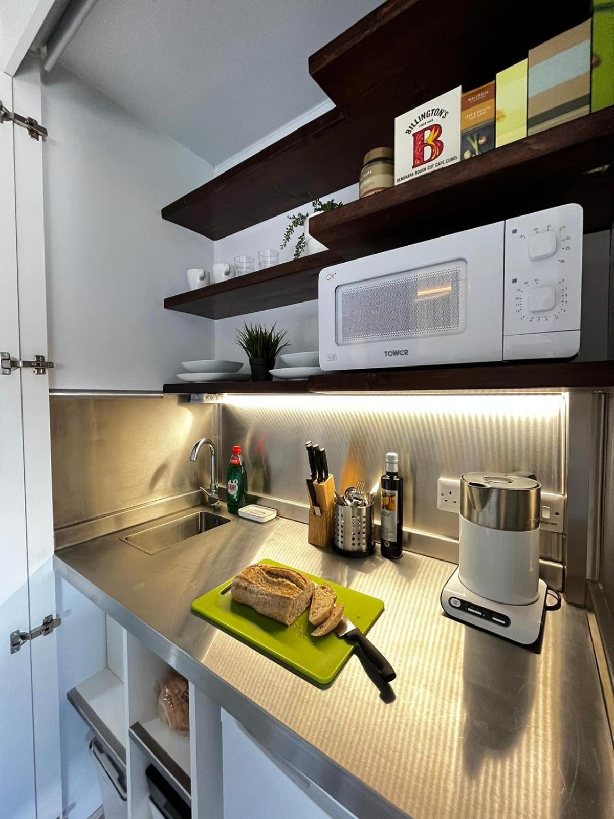 Apt 09 Stylish Studio Steps From Sea & Promenade برايتون المظهر الخارجي الصورة